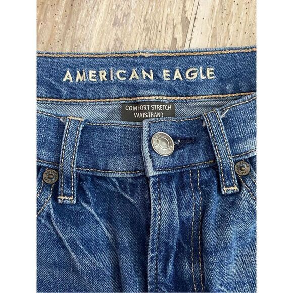 American Eagle Boyfriend Jean Shorts High Rise Raw Hem Women’s Sz 4 - Picture 2 of 6